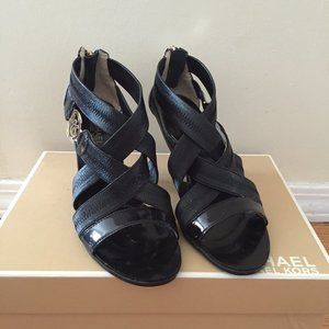 Michael Kors Shiny Black Sandal Size 7 (Like New)